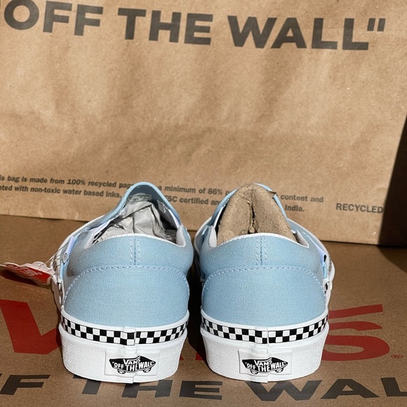 Classic Slip-On Vans - Picture 7 of 10